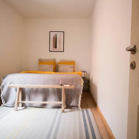 Daire Local In Charming Zuid Area *