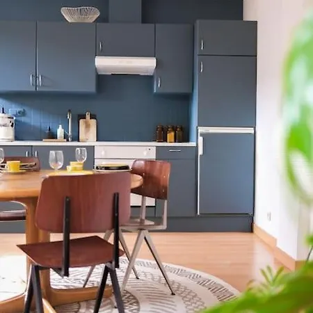 Daire Local In Charming Zuid Area