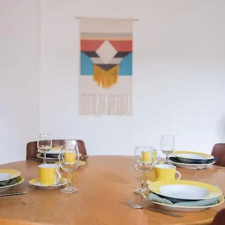 Διαμέρισμα Local In Charming Zuid Area *